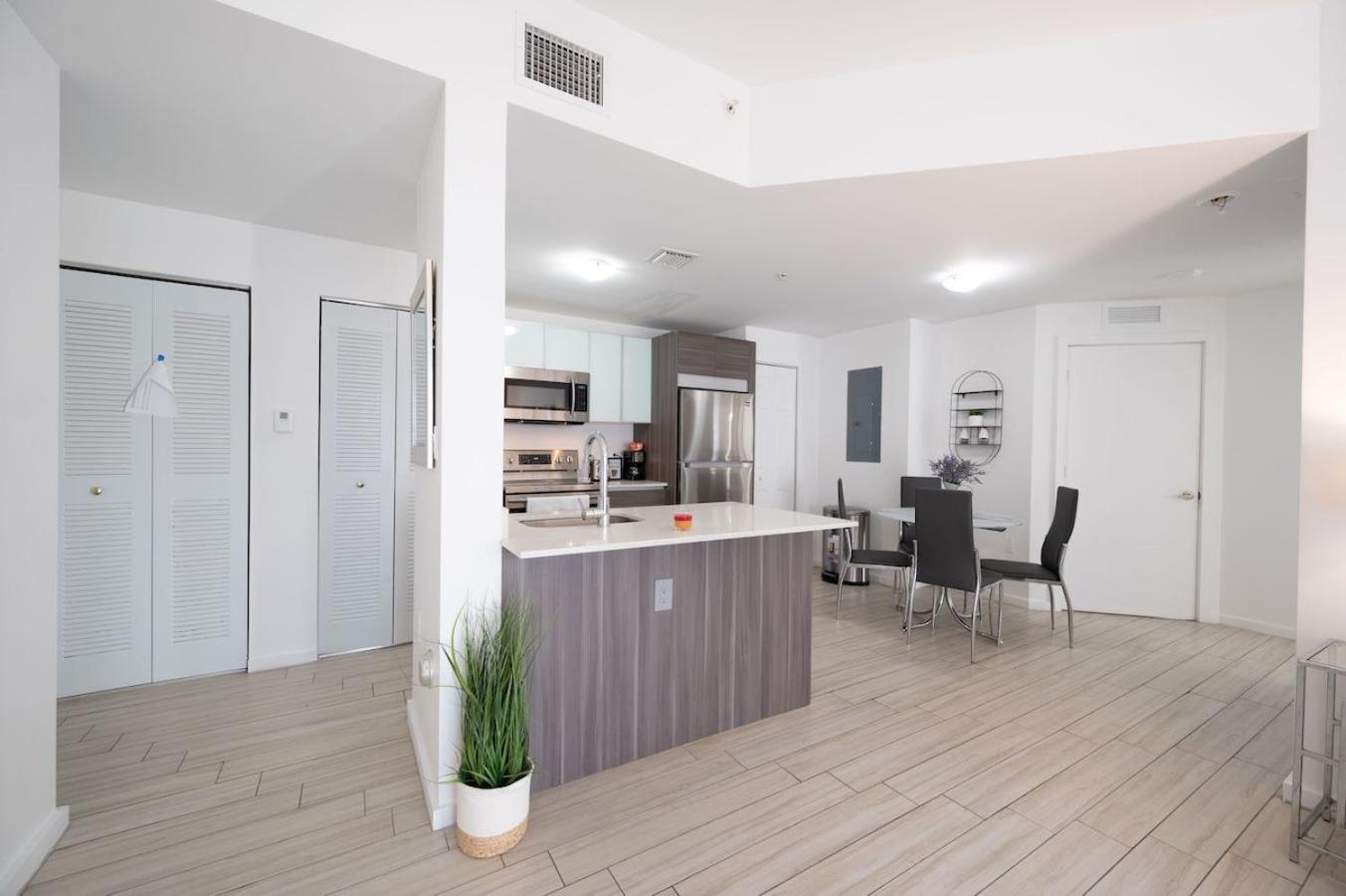 Ferienwohnung Subtle 2 Bed In Edgewater Downtown With Free Parking Miami Exterior foto